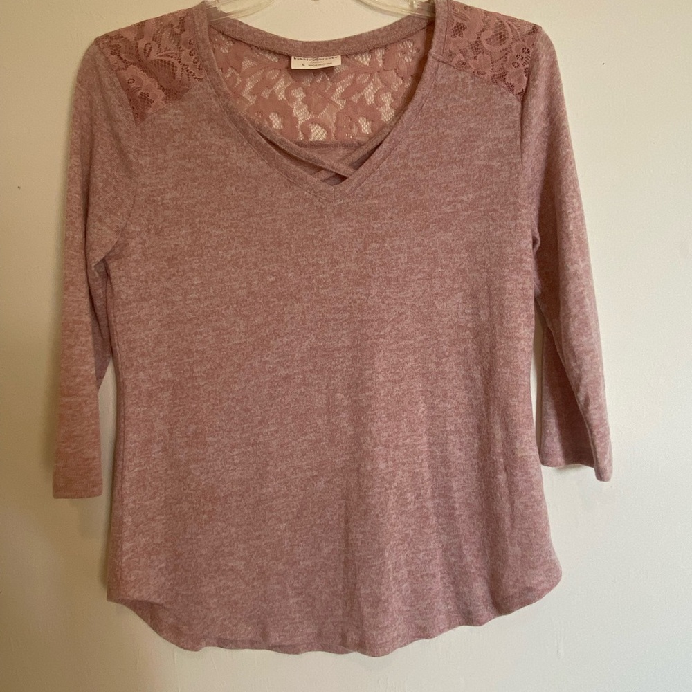 Bobbie Brooks Women's Large 3/4 Sleeve V-neck Dusty Rose Soft Top with Lace